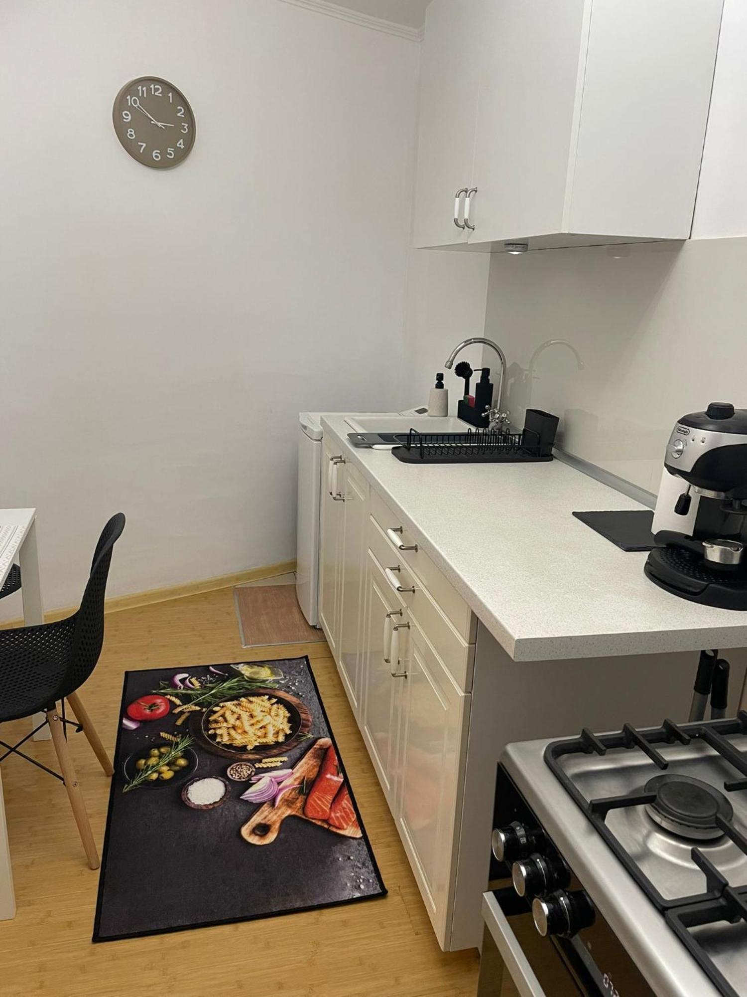 Emm Apartament - 100M Parc Si Metrou Tinererului 부쿠레슈티 외부 사진